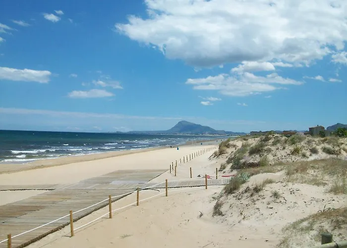 Roderic - Junto Al Mar *